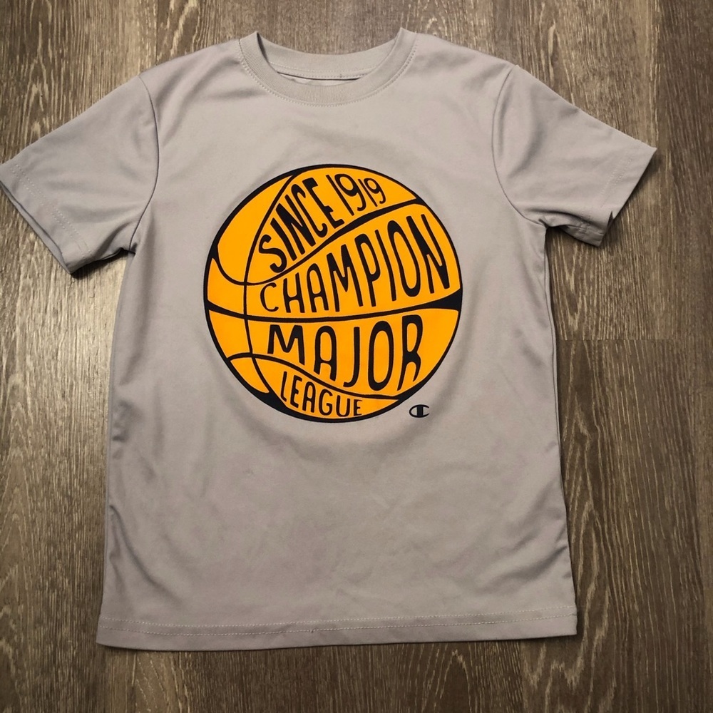 Champion‎ Basketball Graphic Tee Youth Size 7/8​